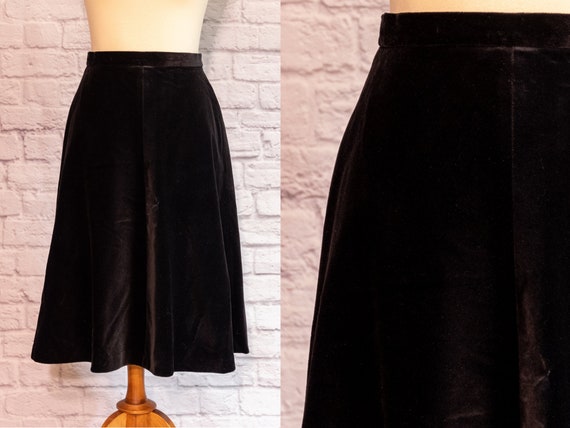 Vintage 1980s Velvet A-Line Midi Mini Skirt - image 1