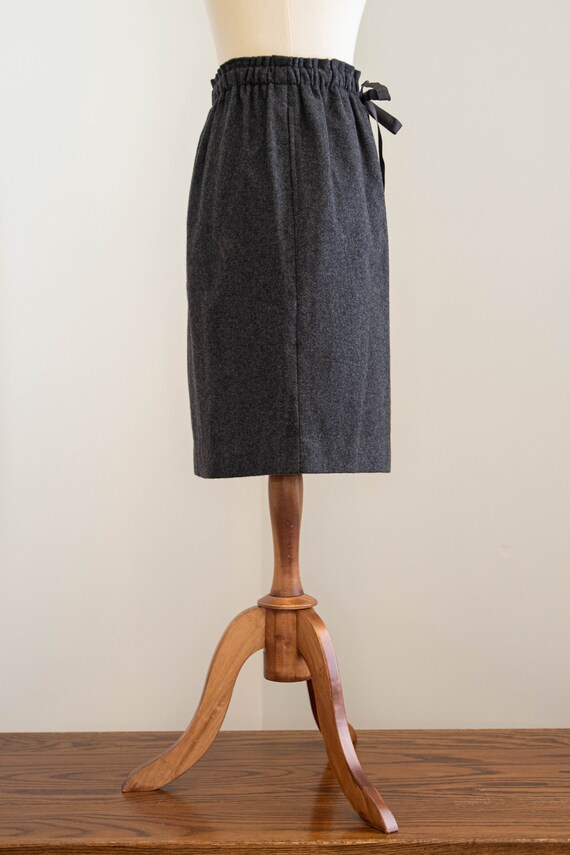 Vintage 1980s Charcoal Grey Wool Midi Skirt with … - image 3