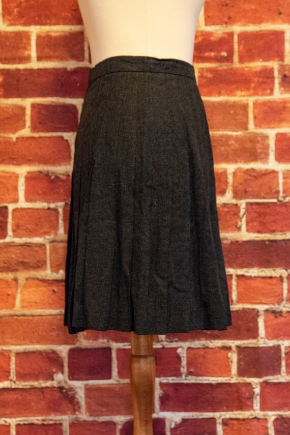 Vintage 1960s Charcoal Grey Pleated Mini Skirt - image 3