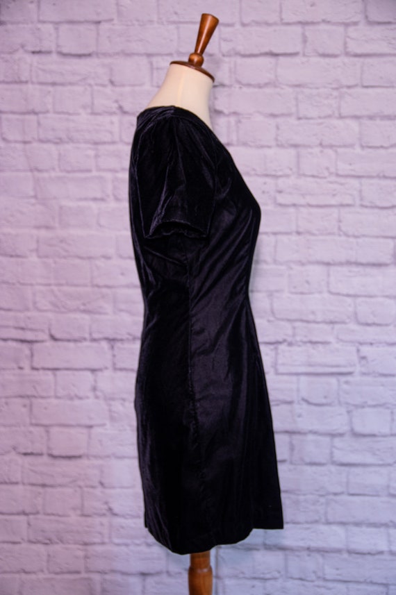 Vintage 1980s Black Velvet Wiggle Mid Dress - image 3