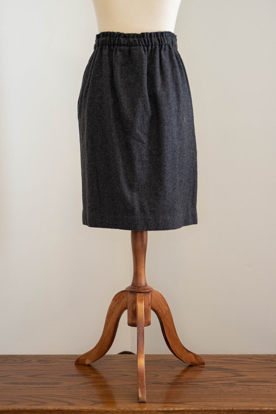 Vintage 1980s Charcoal Grey Wool Midi Skirt with … - image 4