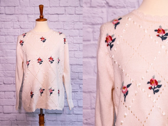 Vintage 1980s Cream White Cozy Sweater with Flora… - image 1