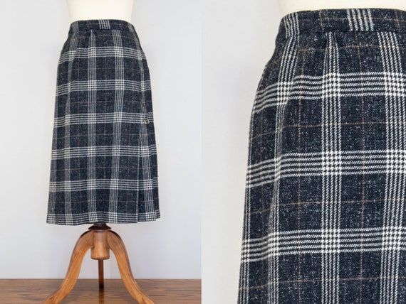 Vintage 1970s Black White Thick Plaid Wool Tartan… - image 1