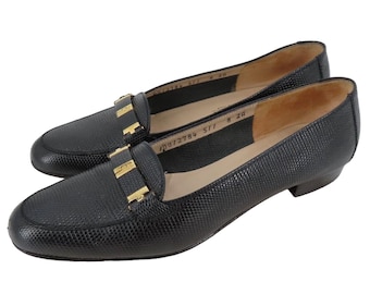 Scarpe con tacco da donna Salvatore Ferragamo in pelle goffrata color lucertola nera, larghezza 8 AA