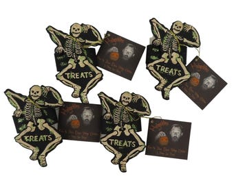 Bethany Lowe Set 4 Hobgoblins Bruce Elsass Skeleton Glittered Napkin Rings NEW