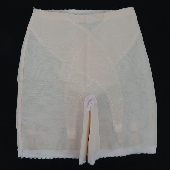 VTG Union Made Womens Extra Large XL Pink Mesh Shapewear Shorts Garter  Straps 