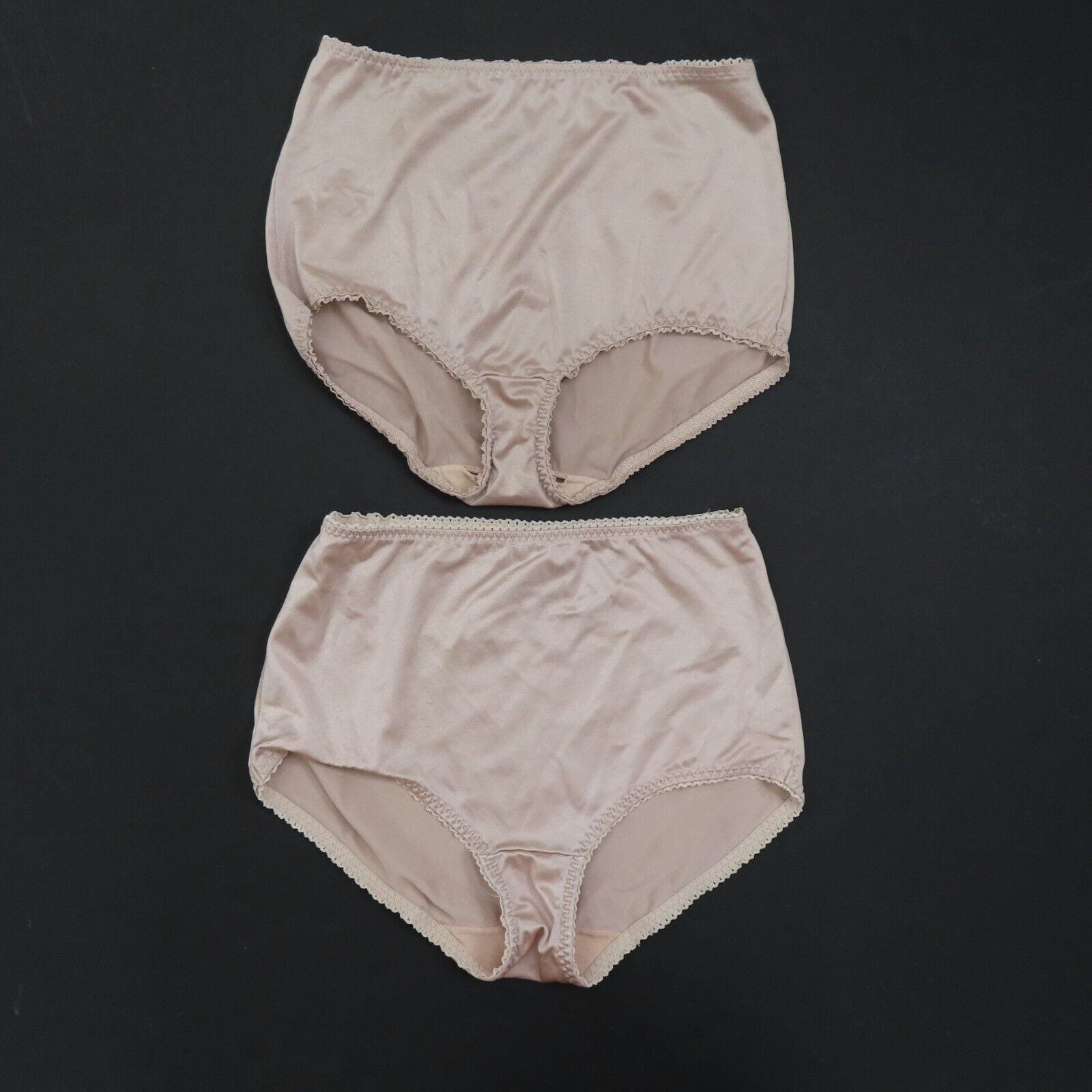 Vassarette Large 40001 Shiny Second Skin Satin Lot of 2 Panties