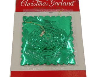 VTG Shiny Brite Christmas Garland Green Foil 9 Feet Made in Japan Retro NEW Xmas
