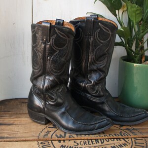 Mens black cowboy boots pointed toe store