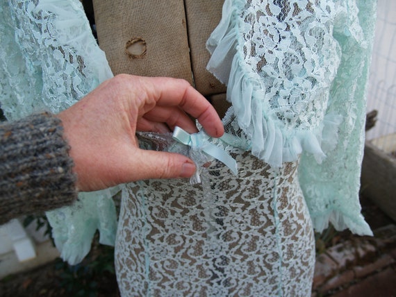 Vintage Mint Green Lace Two Piece Lingerie Set - image 9