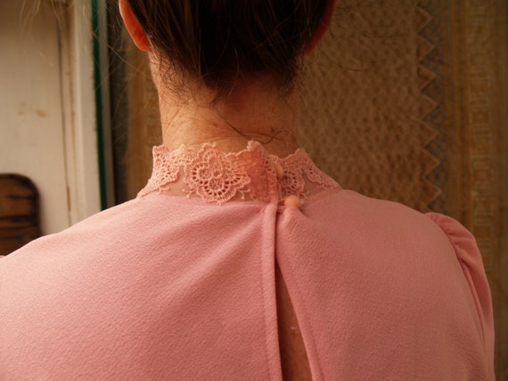 Pretty in Pink Seventies Dress with Lace and Full… - image 10