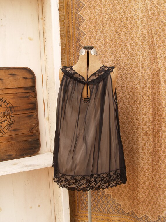 Vintage Two Piece Black Nylon and Lace Nightie Set - image 6