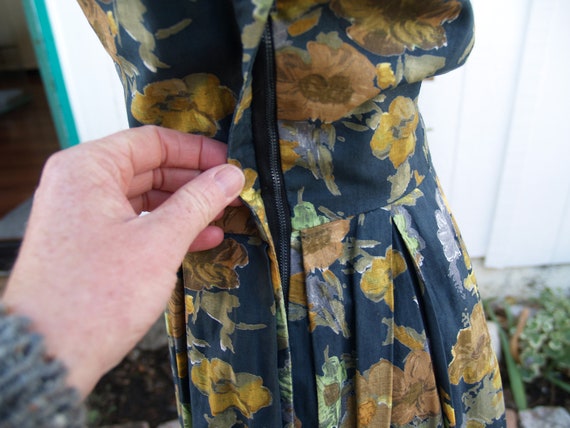 Cotton Day Dress with Mustard Floral Print Small - image 8