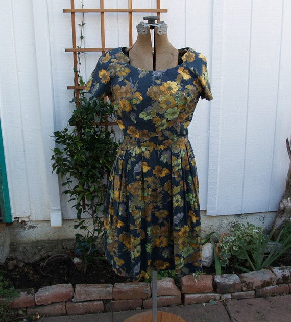 Cotton Day Dress with Mustard Floral Print Small - image 2