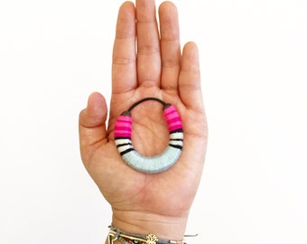 Miniature Serape Yarned Horseshoe ornament/wall hang hot pink&blue