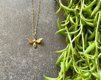 Bumble Bee Necklace, Honey Bee Necklace, Honeycomb Necklace, Gold Bee, Queen Bee Necklace