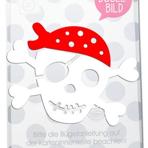 Bügelbild Pirat 12 cm x 8,7 cm WEISS ROT Flockfolie Aufbügler Applikationen Bügelsticker für Stoffe Textilien Kinder zum Aufbügeln Flicken afbeelding 1