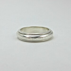 sterling silver wedding ring, hammered ring, elegant, timeless