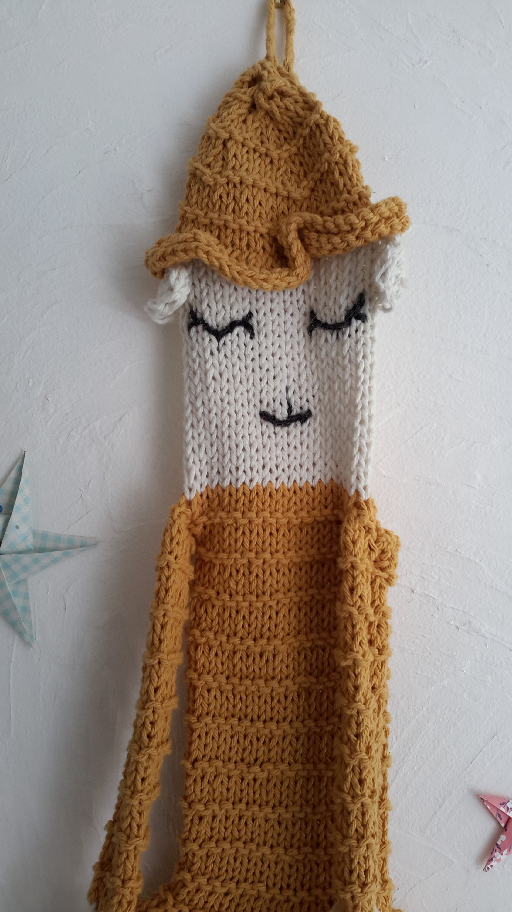 Mon Mouton Chéri. Deco Murale Tricotée Pour Enfant