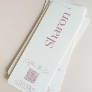 QR code place cards, wedding placecard with personalised guest names BERLIN