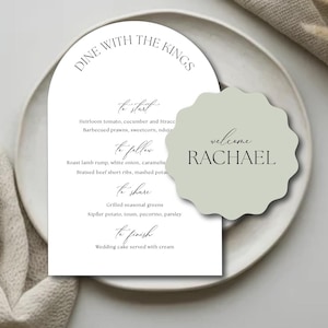 Trouwmenu's, bedrukte boogmenu's met ronde golvende plaatskaartjes, gepersonaliseerde menu's, onderzetters met namen van gasten BORDEAUX