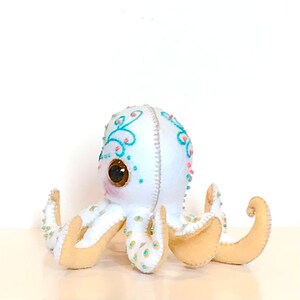 Felt Octopus PDF Sewing Pattern Felt cute plushie baby 3D Octopus, sewing tutorial, kidsroom decor, Stuffed embroidered toy, kids gift. image 5