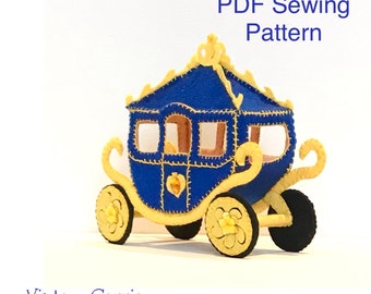 Felt Vintage Carriage sewing pattern, coach,  PDF sewing pattern, royal coach, sewing tutorial, 3D felt display, arts & craft, diy craft,