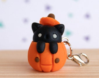 Pumpkin and black cat halloween charm, polymer clay charms kawaii, spooky clay charm, spooky cute charm, halloween accessories, autumn gift