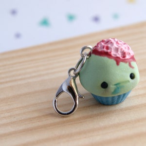 Charme de zombie mignon effrayant, charme de monstre kawaii mignon, charme d'halloween kawaii mignon, halloween pour enfants, bijoux d'halloween mignon, charme d'argile polymère image 2