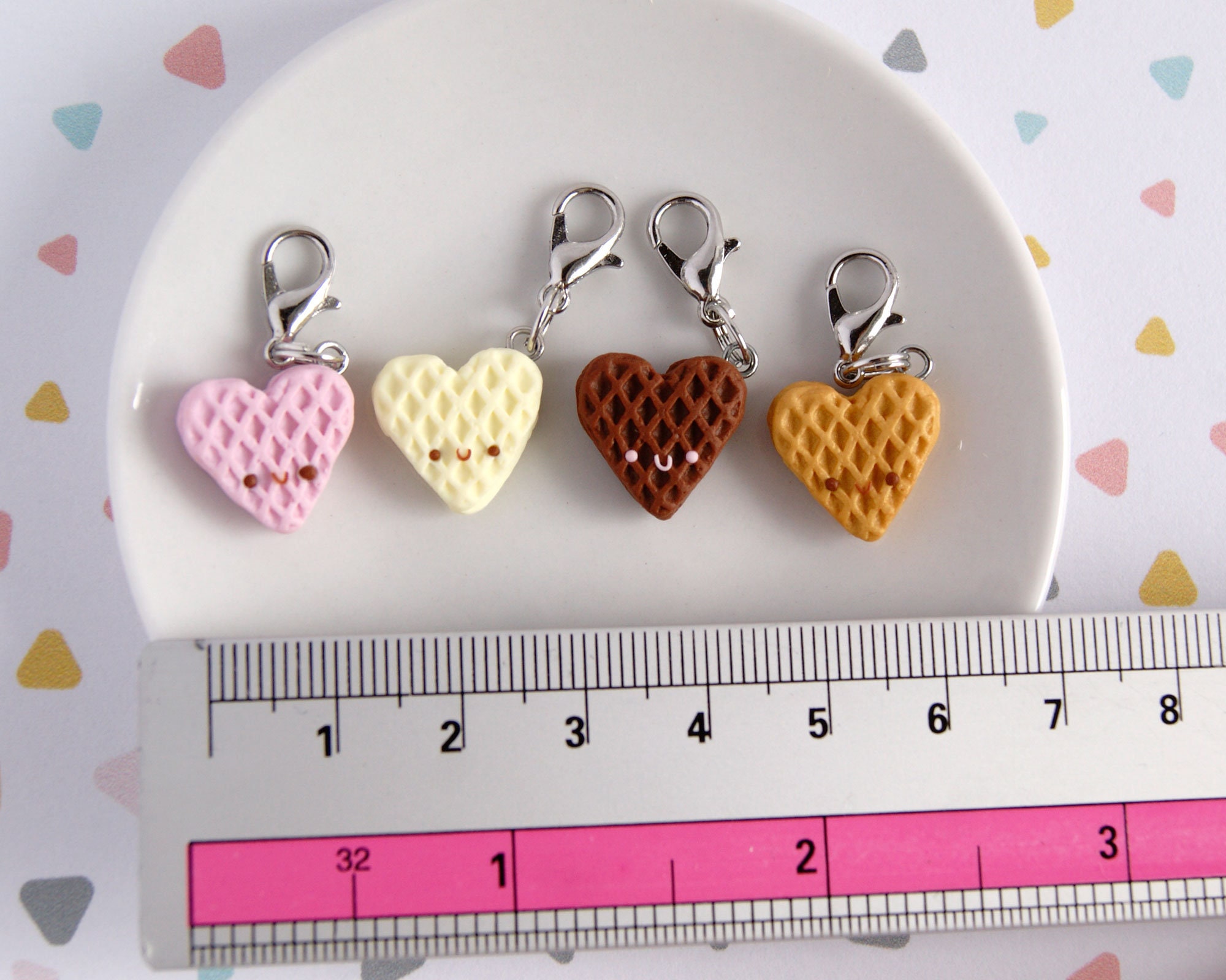 Kawaii Pink Popsicle Charm, Polymer Clay Food Charms, Miniature Food Clay,  Cute Stitch Marker, Tiny Cute Charm, Cute Strawberry Popsicle 