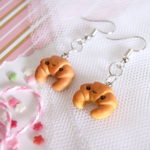 Kawaii croissant earrings, cute croissant earrings, kawaii clay food charm, cute food earrings, miniature food jewelry, kawaii food earrings
