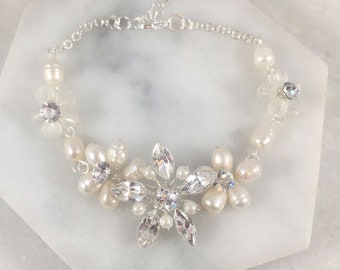 Pretty Beaded Pearl & Crystal Flower wedding Bracelet | Pearl and Crystal Bridal Bracelet