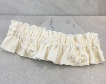 Matte Satin Ivory Wedding Garter with Pearl & Flower Detail | Pearl Daisy Chain Garter
