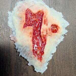 Set di ferite da zombie sulla pelle immagine 5
