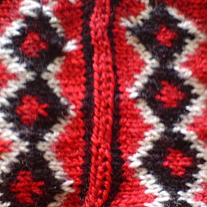 Handmade red white and black baby cardigan/sweater.Handknitted baby cardigan/jacket.Newborn.Baby shower gift image 3