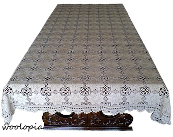 Crochet tablecloth of fine thread in ecru colour with 8 piece napkin set, handmade. OOAK