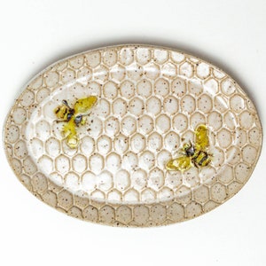 Bee Handmade White Oval Ceramic Trinket Dish / Jewelry Tray