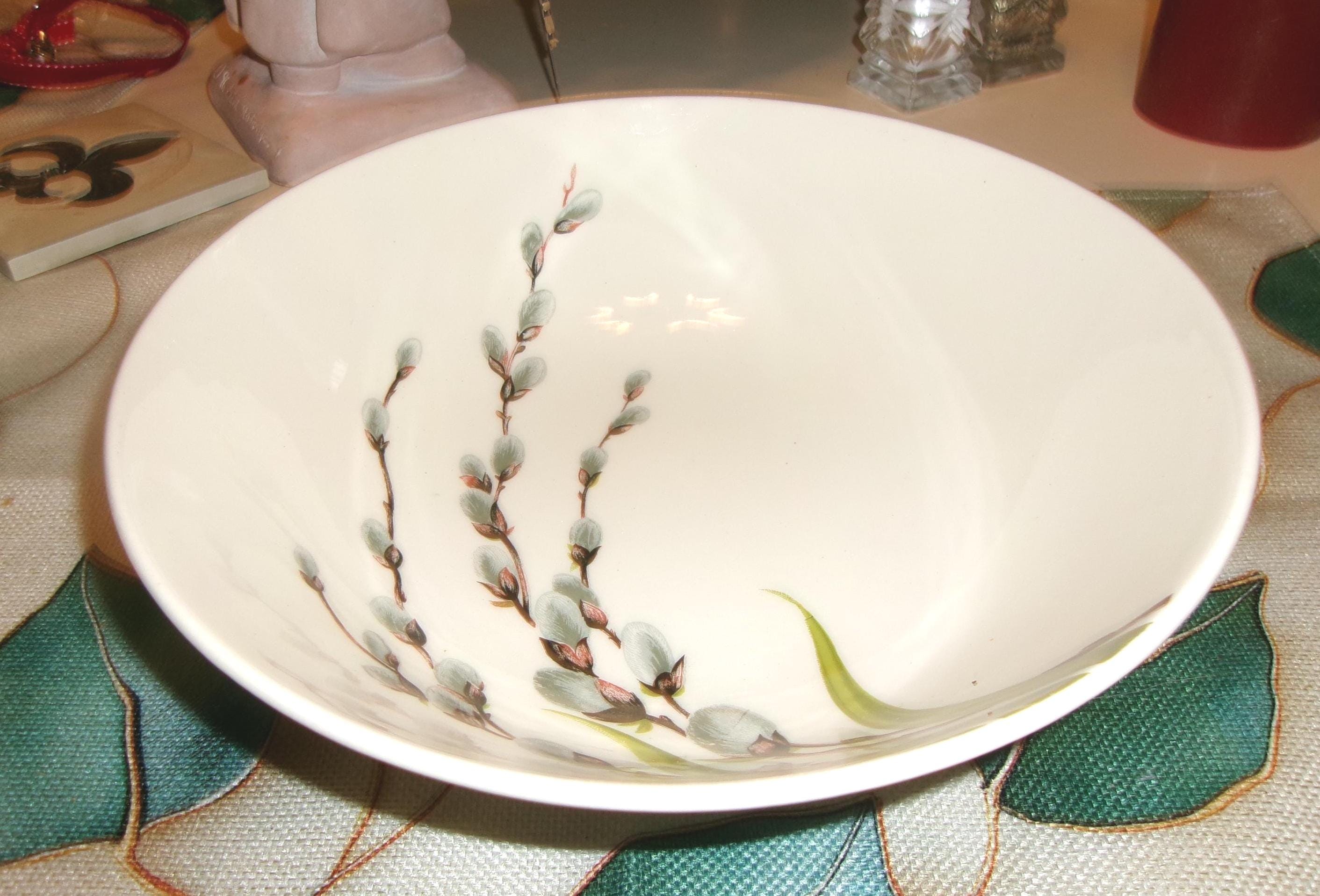 9 inch PUSSY WILLOW serving bowl.