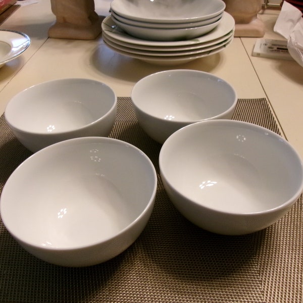 4 TIVOLI CEREAL/FRUIT bowls White by Studio Nova 6 inch