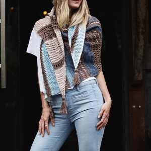 Crochet Pattern // Triangle Striped Lace Eyelet Ombre Shawl Scarf ...