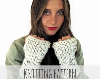 Knitting Pattern //  Chunky Soft Knit Fingerless Gloves Mittens Wrist Warmers // Gauntlets Pattern PDF