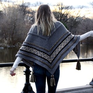 Knitting Pattern // Triangle Wrap Tassels Top Down Shawl Scarf Mosaic ...