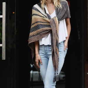 Knitting Pattern // Triangle Striped Lace Eyelet Ombre Shawl Scarf ...