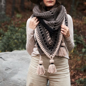 Crochet Pattern // Triangle Shawl Wrap Scarf Linen Stitch Striped ...