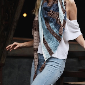 Crochet Pattern // Triangle Striped Lace Eyelet Ombre Shawl Scarf ...