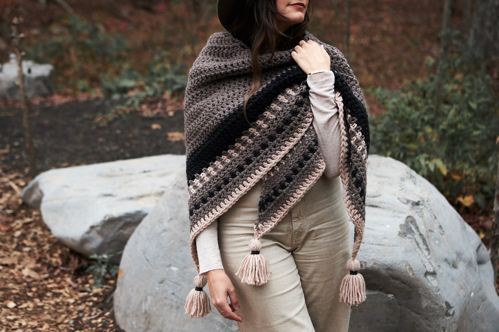 Crochet Pattern // Triangle Shawl Wrap Scarf Linen Stitch Striped ...