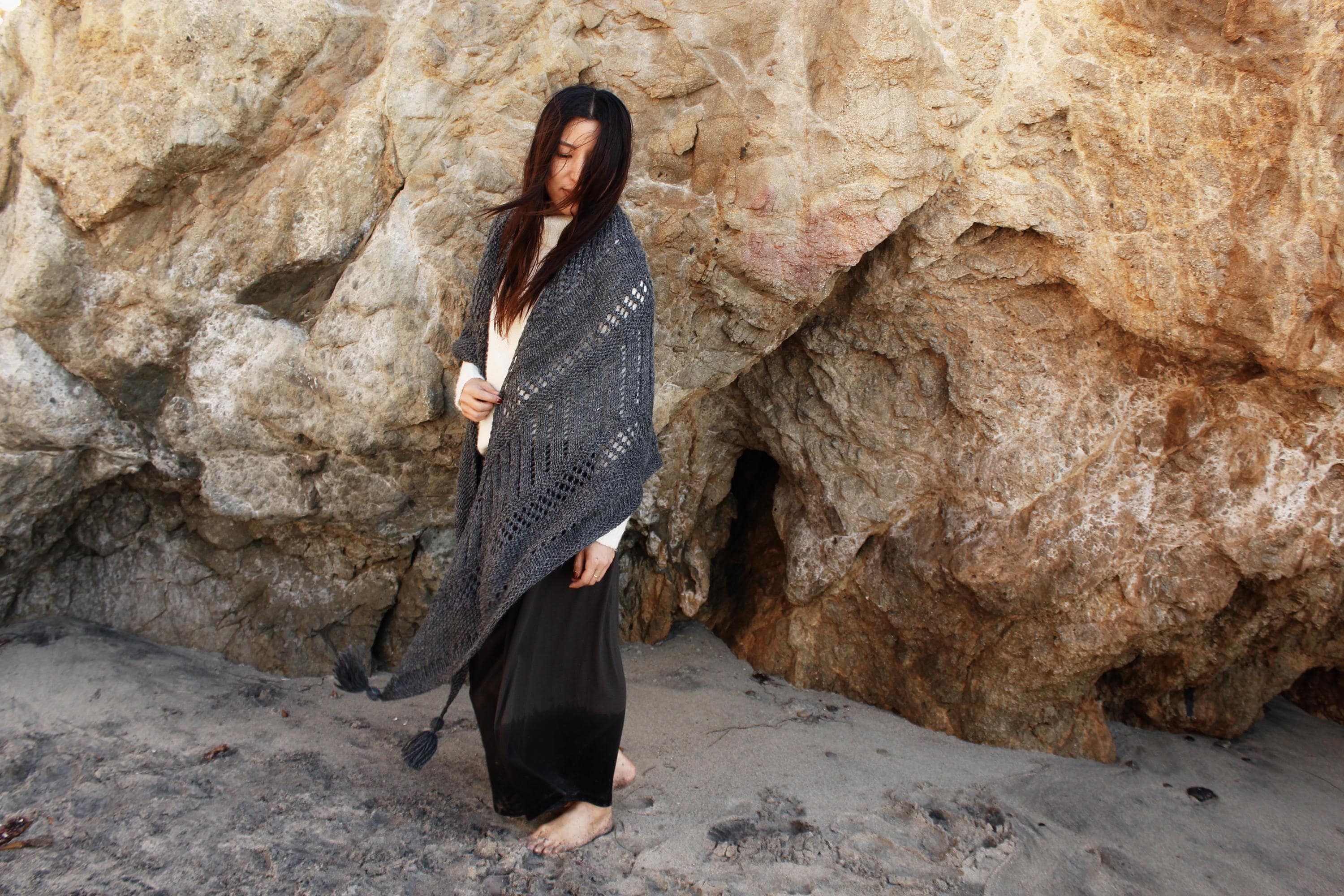 Knitting Pattern // Lace Eyelet Triangle Wrap Shawl Scarf Tassels ...