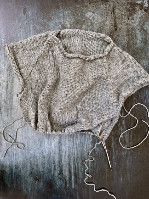 Knitting Pattern // Knit Hooded Sweatshirt Front Kangaroo Pocket