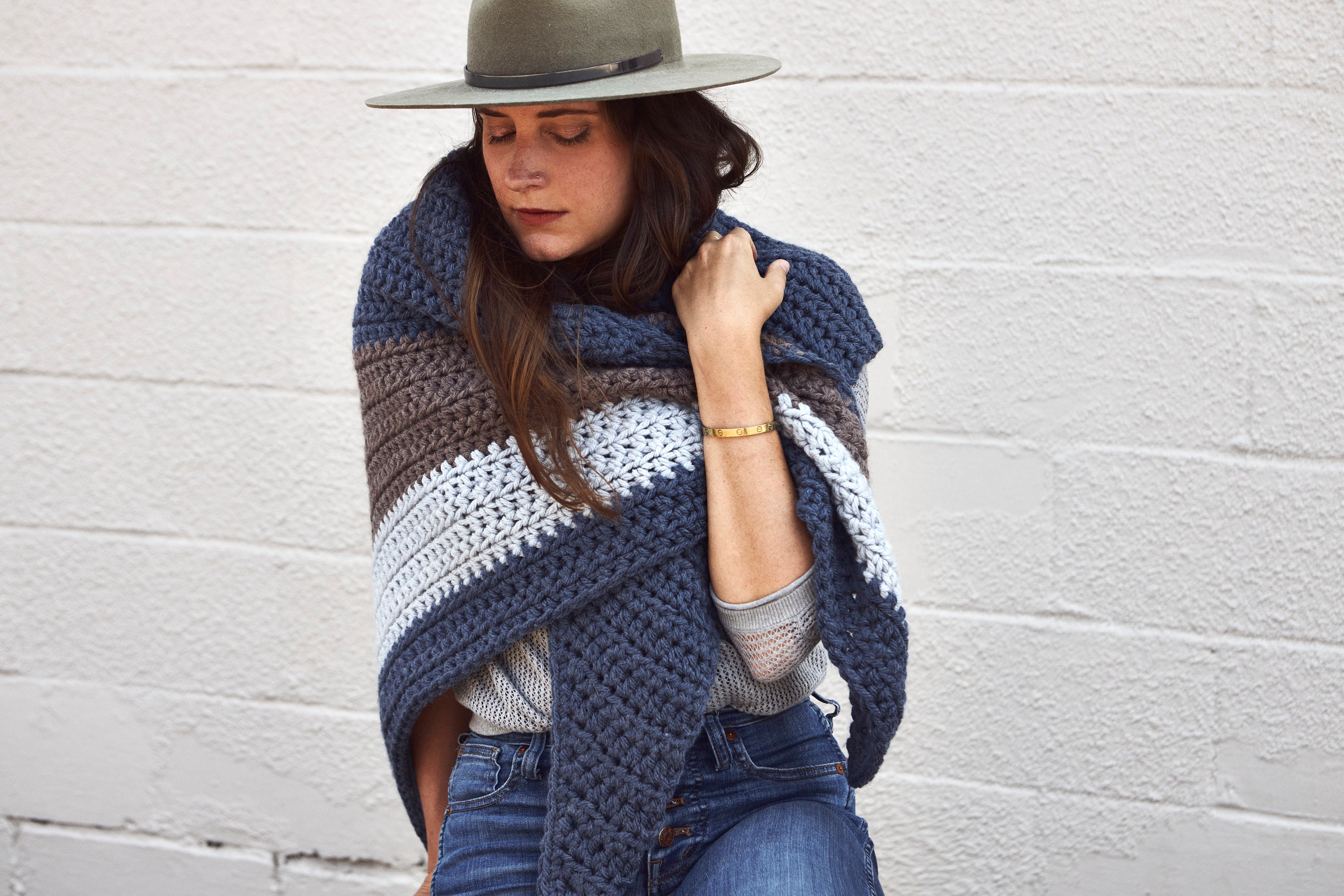 Crochet Pattern // Chunky Striped Triangle Scarf Wrap Shawl Beginner ...