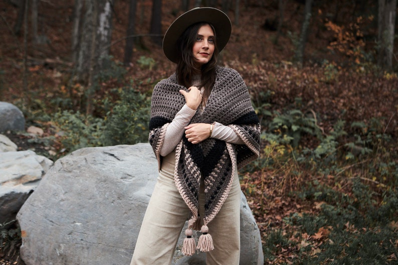 Crochet Pattern // Triangle Shawl Wrap Scarf Linen Stitch Striped ...